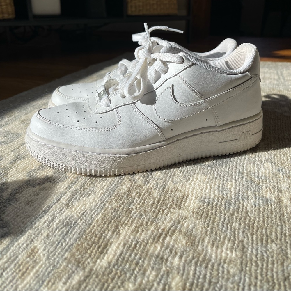 Nike Women's Air Force 1 '07 Shoes